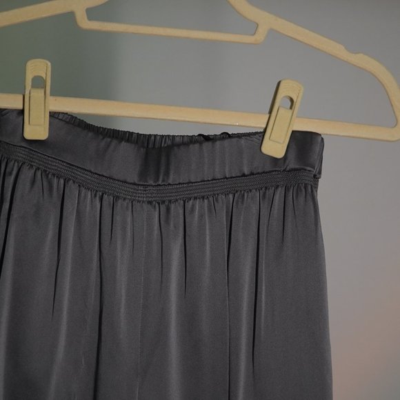 Theory Silk Cropped Grey Culotte Pant NWT Size Petite - Picture 3 of 5